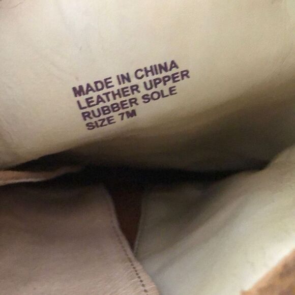 Michael Kors Rustic, distressed, looking lease up boots, size 7, genuine leather - Picture 8 of 8